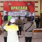 Prosesi sertijab di Mako Polres Ngawi. (foto: ist).