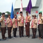 Di atas geladak helly KRI I Gusti Ngurah Rai-332, Kadispotmar Koarmada II Kolonel Laut (P) Ketut Budiantara, SE, melantik 91 siswa menjadi Dewan Kwartir Cabang Kota Surabaya periode 2019-2021.