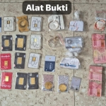 Barang bukti hasil kejahatan yang diamankan dari tangan pelaku
