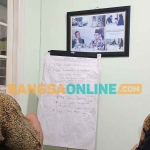 Calon Gubernur Jawa Timur nomor urut 2, Khofifah Indar Parawansa, saat silaturahmi dengan keluarga besar Majelis Agung GKJW di Balewiyata Kota Malang. Foto: DEVI FITRI AFRIYANTI/BANGSAONLINE