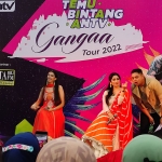 Jumpa fans dua artis bollystar serial Gangaa, Ruhana Khanna (pemeran Gangaa) dan Gungun Uprari (pemeran Madhvi) di Lippo Plaza Sidoarjo.
