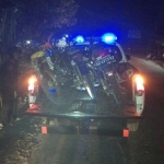 Tiga motor yang terlibat laka diangkut untuk diamankan ke Pos Laka Satlantas Polres Ngawi.