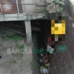 Kondisi korban yang bunuh diri di Jalan Tanjung Kecamatan Sukorejo, Kota Blitar.