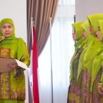 Ketum Muslimat NU saat melantik PW Muslimat NU Bangka Belitung masa bakti 2023-2028