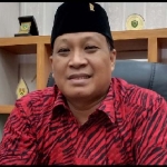 Mujid Riduan, Ketua DPC PDIP Gresik.
