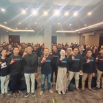 Calon Wali Kota Kediri nomor urut 1 Vinanda Prameswati bersama para entrepreneur muda. Foto: Ist.