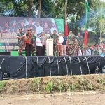 Launching program pipanisasi TNI AD Manunggal Air oleh Kasad Jenderal TNI Maruli Simanjuntak di Desa Klumpanggubuk, Kecamatan Tambak, Pulau Bawean. Foto: Ist.