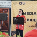 Kakanwil DJP Jatim II Agustin Vita Avantin menyampaikan paparan saat Media Gathering dan Breifing, Rabu (25/1/2023). foto ist