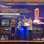 Faskes BPJS Kesehatan Cabang Mojokerto Raih Penghargaan Fasilitas Kesehatan Berkomitmen Tingkat Nasional. (Ist)