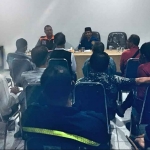 Suasana rapat pemilihan Ketua RW 10 Kelurahan Darmo, Kecamatan Wonokromo, Surabaya.