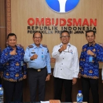 Pimpinan Kanwil Kemenkumham Jatim dan bersama perwakilan dari Ombudsman.