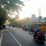 Salah satu jalan di Kota Probolinggo tampak masih lengang.