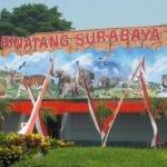 Kebun Binatang Surabaya nampak dari depan. (foto: viva)