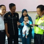 Bayi laki-laki yang dibuang orang tuanya itu kini dalam perawatan di rumah bersalin Jasmine.
