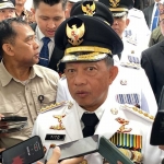 Mendagri, Tito Karnavian usai upacara peringatan Hari Otoda di Balai Kota Surabaya, Kamis (25/4/2024). 