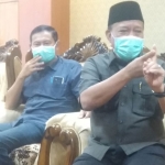 Bupati Lamongan Fadeli didampingi Sekda Yuhronur Efendi.