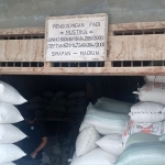 Tempat penggilingan padi yang diambil berasnya oleh pemilik e-warung, Supriani.