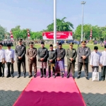 Foto bersama usai upacara detik-detik Hari Kemerdekaan di Alun-Alun Bangil Kabupatenn Pasuruan