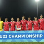 Timnas Indonesia gagal jadi juara Piala AFF U-23 usai ditaklukkan Vietnam dalam adu penalti. 