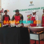Launching Z chicken di Bojonegoro. Foto: EKY NURHADI/BANGSAONLINE