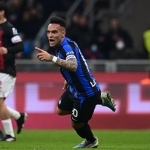 Lautaro Martinez cetak gol tunggal kemenangan Inter atas AC Milan pada pekan ke-21 Liga Italia. 