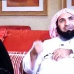 Sheikh Ahmed al-Ghamedi bersama isterinya, Jawaher binti Ali. Saat tampil di TV ia tanpa jilbab. Foto: MBC/detik.com