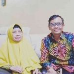 Siti Chodijah dan Mahfud MD. Foto: ist