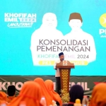 Ketua DPW PKS Jatim saat memberi sambutan.