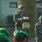 Danrem 084/BJ, Brigjen TNI Widjanarko, saat membacakan amanat KSAD.