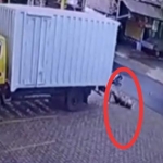 Cuplikan video korban yang tertabrak mobil box.