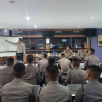 Para Bintara Remaja yang bertugas di Polres Ngawi mendapat pengarahan kelalulintasan, Jumat (13/1/2023)