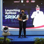 Bupati Kediri Hanindito Himawan Pramono saat me-launching Aplikasi Srikandi di Pendopo Panjalu Jayati.