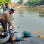 Korban asal Balongbendo yang ditemukan meninggal dunia saat mencari ikan.