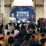 Menko Pangan Zulkifli Hasan saat memberikan motivasi kepada ribuan santri Pesantren Amanatul Ummah.