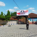 Tempat Isolasi Terpusat (Isoter) Asrama Kampus PGSD Universitas Negeri Malang, Jalan Ir Soekarno, Kota Blitar.