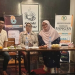 Anggota Komisi II DPRD Kabupaten Pasuruan saat podcast bersama BANGSAONLINE dalam program Jawara atau akronim dari Jagongan Wakil Rakyat.
