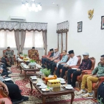 Wali Kota Pasuruan saat memimpin deklarasi.