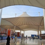 Kedatangan jamaah haji di Bandara Jeddah yang langsung mengenakan ihram. Foto: MCH 2026