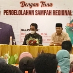 Sosialisasi Raperda tentang Pengelolaan Sampah Regional Jawa Timur oleh Satib, Anggota DPRD Komisi D Provinsi Jawa Timur.