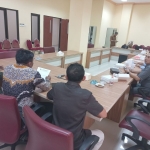 Komisi IV DPRD Kabupaten Mojokerto saat berada di ruang rapat