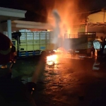 PT Sentral Harapan Jaya saat terbakar. Foto: Ist