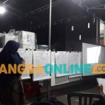 Rekapitulasi suara Pemilu 2024 di Surabaya. Foto: BANGSAONLINE