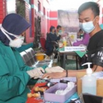 Vaksinasi terhadap ratusan warga binaan Lapas Kelas IIB Probolinggo. (foto: ist)