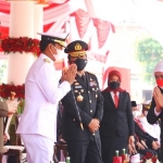 Khofifah menjadi Inspektur Upacara Peringatan Hari Kesaktian Pancasila Tahun 2021 di Halaman Gedung Negara Grahadi Surabaya, Jumat (1/10).