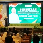 Gubernur Jawa Timur, Khofifah Indar Parawansa saat memberi sambutan dalam Muswil JSIT di Kota Kediri. foto: ist.