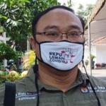 Eka Wisnu Wardhana, Komisioner KPU Kabupaten Kediri Divisi Perencanaan, Data, dan Informasi. (foto: MUJI HARJITA/ BANGSAONLINE)