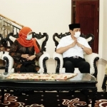 Luhut Binsar Pandjaitan, Menteri Koordinator Bidang Kemaritiman Republik Indonesia mengunjungi Pondok Pesantren Nurul Cholil didampingi Gubernur Khofifah dan Bupati Ra Latif, Selasa (27/4/2021).