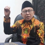 Dr. KH. A. Busyro Karim, Bupati Sumenep.
