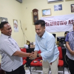 Mediasi antara Camat Asemrowo dan BNPM di kantor kecamatan Asemrowo