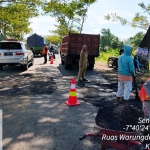 Perbaikan jalan dir ruas Ngempit- Tambakrejo.